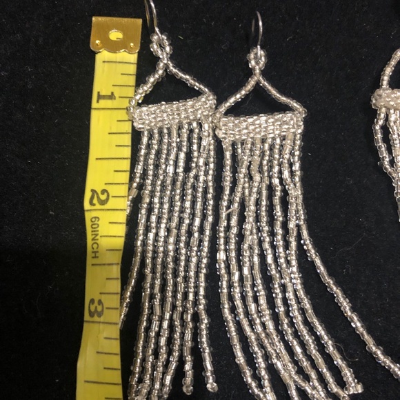 Himalayan Seed Beaded Waterfall Earrings & Bracelet Set Silver NEW - Picture 2 of 3